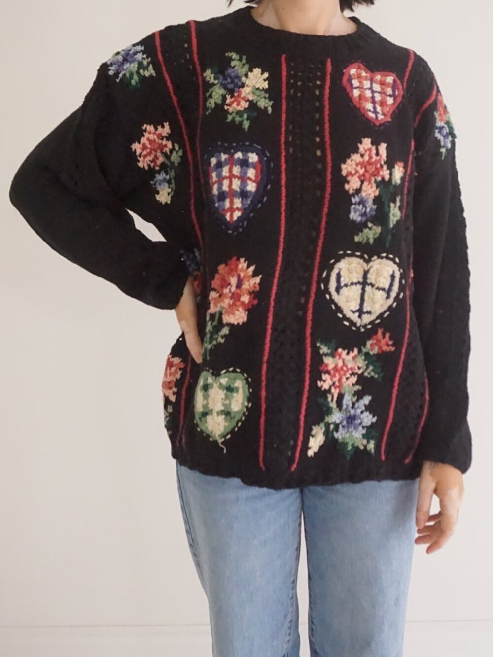 Vintage Crystal Knit Black Floral Heart Cottage Knit Sweater Embroidered M
